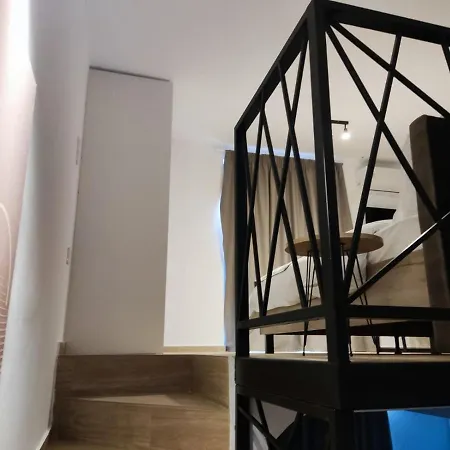 Pagani Blue - Luxury Maisonette B4 Apartment