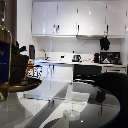 Pagani Blue - Luxury Maisonette B4 Apartament *