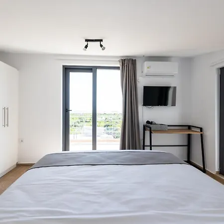 Апартаменты Pagani Blue - Luxury Maisonette B4 *