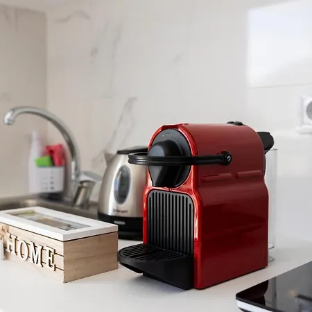 Pagani Blue - Luxury Maisonette B4