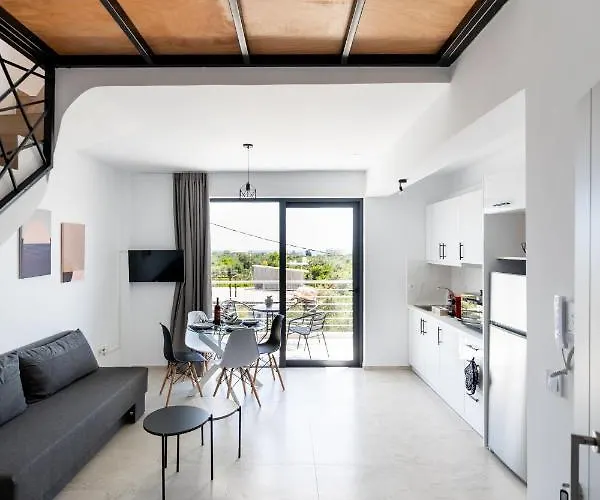 Pagani Blue - Luxury Maisonette B4